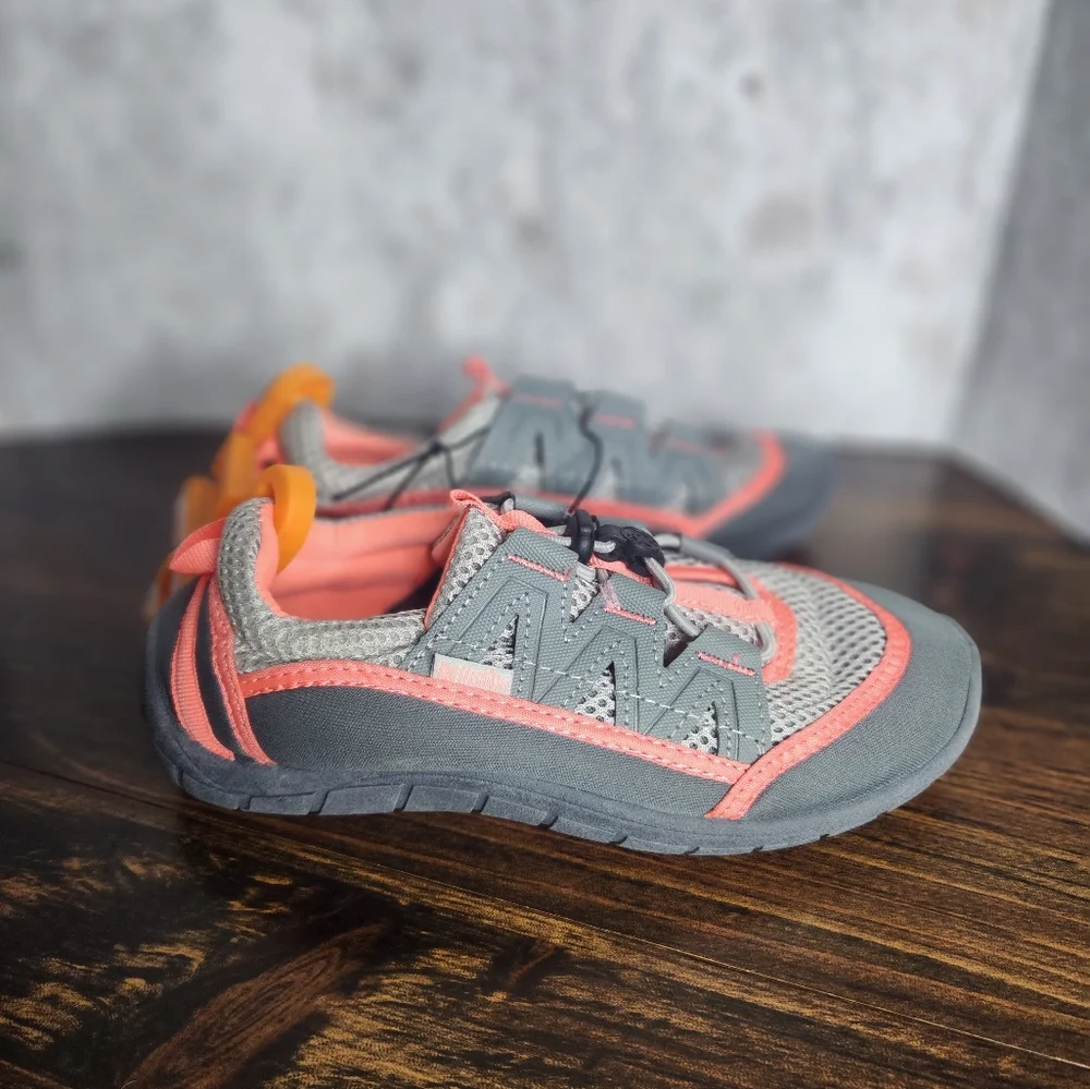 Northside | Gray & Pink Watershoes | Youth Size 3